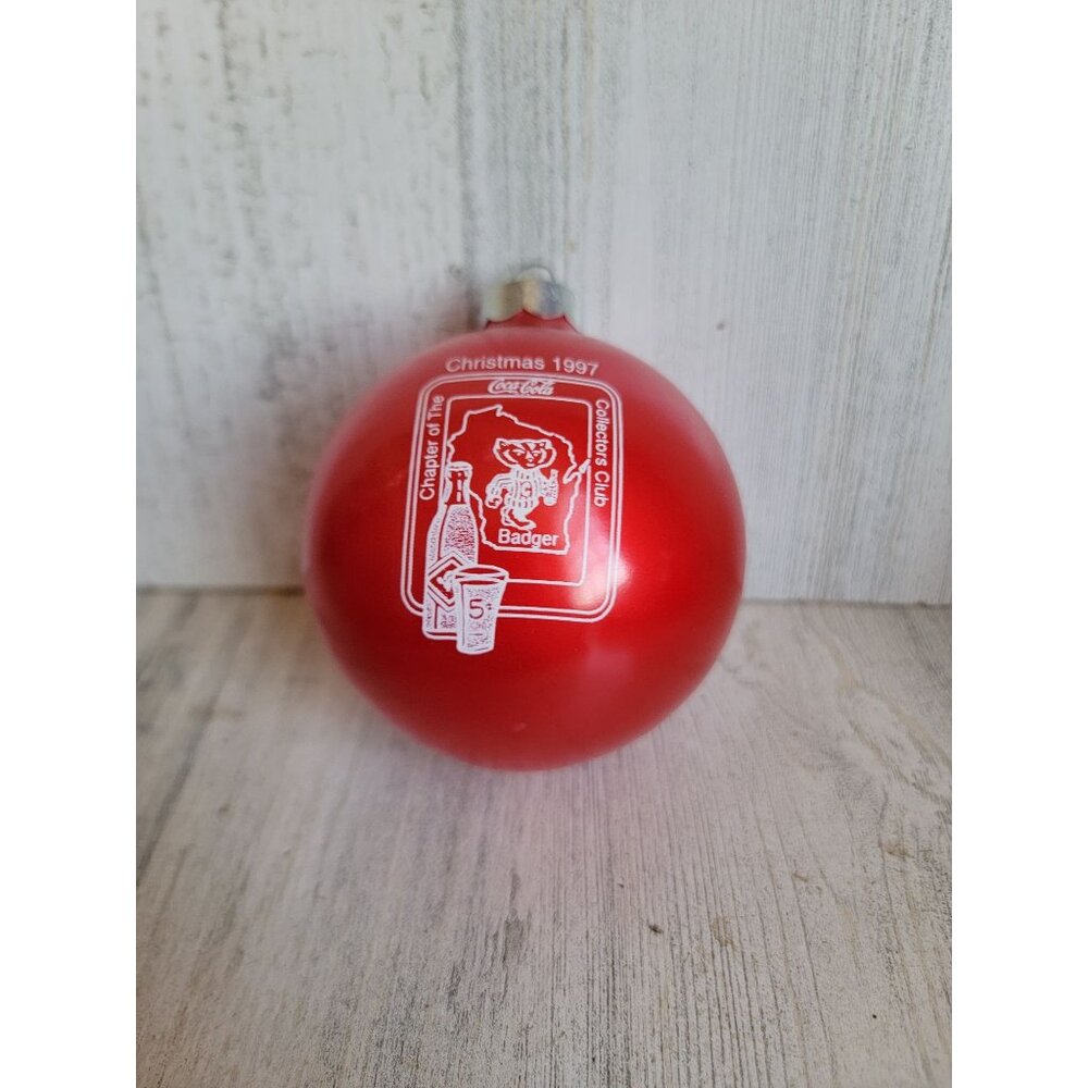 Vintage Coca-Cola Wisconsin‎ Badgers ball ornament Xmas red